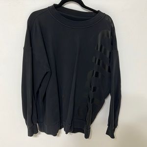 Lululemon logo crewneck